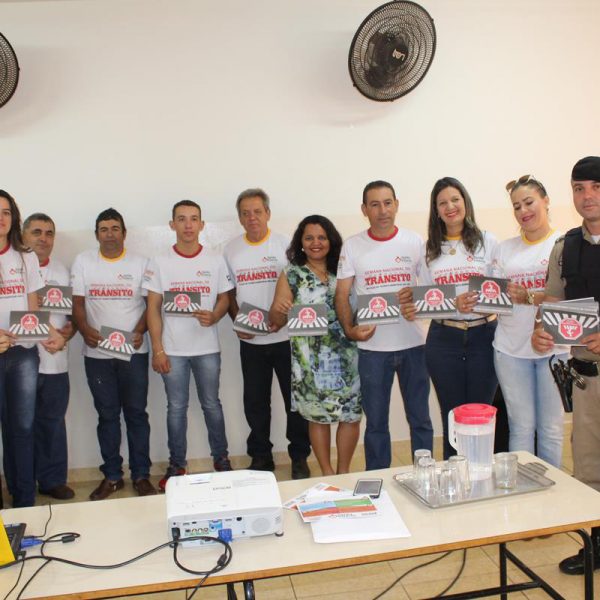 palestra e atividades para criancas marcam o encerramento da Semana Nacional de transito de santa vitoria (33) palestra e atividades para criancas marcam o encerramento da Semana Nacional de transito de santa vitoria (33)