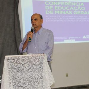 Conferência Municipal de Educação é realizada em Santa Vitória (15) Conferência Municipal de Educação é realizada em Santa Vitória (15)