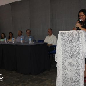 Conferência Municipal de Educação é realizada em Santa Vitória (16) Conferência Municipal de Educação é realizada em Santa Vitória (16)