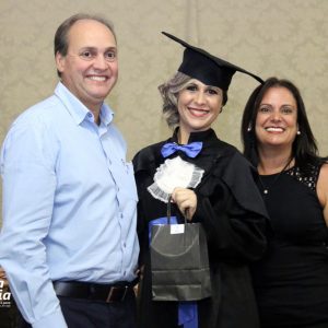 Escola Estadual realiza formatura dos alunos do 3º ano do Ensino Médio (16) Escola Estadual realiza formatura dos alunos do 3º ano do Ensino Médio (16)