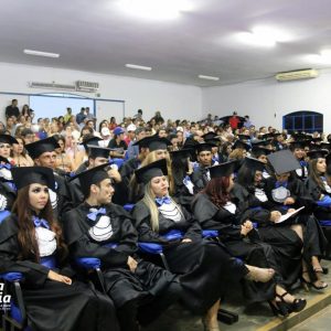 Escola Estadual realiza formatura dos alunos do 3º ano do Ensino Médio (6) Escola Estadual realiza formatura dos alunos do 3º ano do Ensino Médio (6)