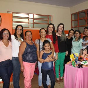 Feira da Família da Escola Estadual José Paranaíba traz cultura, gastronomia e lazer (26) Feira da Família da Escola Estadual José Paranaíba traz cultura, gastronomia e lazer (26)