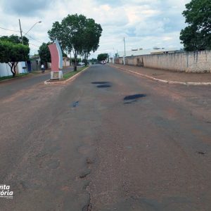 Prefeitura de Santa Vitória realiza nova etapa da operação tapa-buracos Prefeitura de Santa Vitória realiza nova etapa da operação tapa-buracos