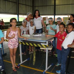 Projeto Empreendedorismo na Escola Municipal Tancredo Neves divulga empreendedores locais (4)