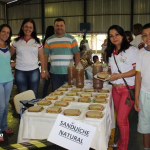 Projeto Empreendedorismo na Escola Municipal Tancredo Neves divulga empreendedores locais (9)