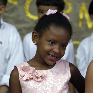 Alunos da Escola Municipal Geraldo Ribeiro recebem diplomas de conclusão da Educação Infantil (29)