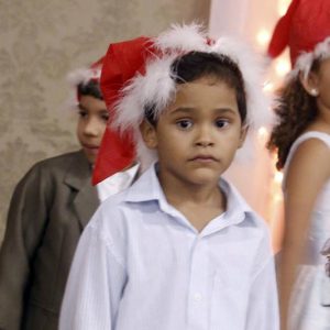 Alunos da Escola Municipal Geraldo Ribeiro recebem diplomas de conclusão da Educação Infantil (39)