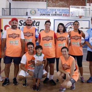 Campanha Natal Sem Fome – Santa Vitória 2017 (32) Campanha Natal Sem Fome - Santa Vitória 2017 (32)