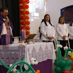 Em noite de emoção e alegria, APAE promove solenidade de formatura da Educação de Jovens e Adultos (3) Em noite de emoção e alegria, APAE promove solenidade de formatura da Educação de Jovens e Adultos (3)