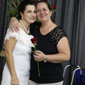 Em noite de emoção e alegria, APAE promove solenidade de formatura da Educação de Jovens e Adultos (33) Em noite de emoção e alegria, APAE promove solenidade de formatura da Educação de Jovens e Adultos (33)