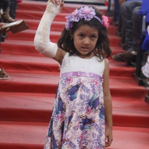 Emoção e alegria marcam solenidade de formatura da Educação Infantil da Escola Municipal Tancredo Neves (15) Emoção e alegria marcam solenidade de formatura da Educação Infantil da Escola Municipal Tancredo Neves (15)