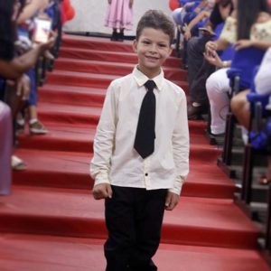 Emoção e alegria marcam solenidade de formatura da Educação Infantil da Escola Municipal Tancredo Neves (16) Emoção e alegria marcam solenidade de formatura da Educação Infantil da Escola Municipal Tancredo Neves (16)