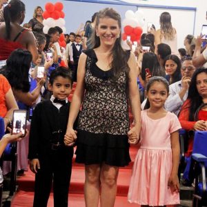 Emoção e alegria marcam solenidade de formatura da Educação Infantil da Escola Municipal Tancredo Neves (5) Emoção e alegria marcam solenidade de formatura da Educação Infantil da Escola Municipal Tancredo Neves (5)