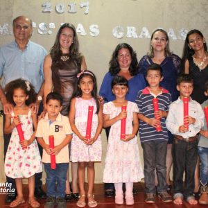 Formatura da Escola Municipal Nossa Senhora das Graças emociona a comunidade rural (27) Formatura da Escola Municipal Nossa Senhora das Graças emociona a comunidade rural (27)