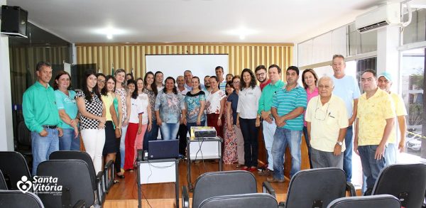 Prefeitura de Santa Vitória realiza audiência pública para apresentar PPA e LOA