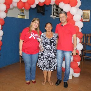 Secretaria Municipal de Saúde realiza ação de conscientização para a Campanha Dezembro Vermelho (15) Secretaria Municipal de Saúde realiza ação de conscientização para a Campanha Dezembro Vermelho (15)