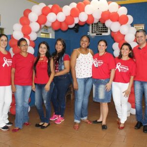 Secretaria Municipal de Saúde realiza ação de conscientização para a Campanha Dezembro Vermelho (31) Secretaria Municipal de Saúde realiza ação de conscientização para a Campanha Dezembro Vermelho (31)