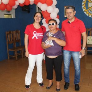 Secretaria Municipal de Saúde realiza ação de conscientização para a Campanha Dezembro Vermelho (5) Secretaria Municipal de Saúde realiza ação de conscientização para a Campanha Dezembro Vermelho (5)