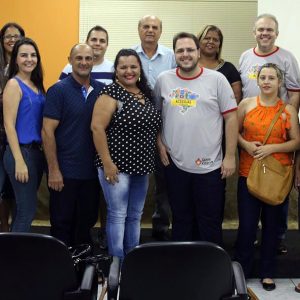 Secretaria de Desenvolvimento Social promove lançamento do Programa ACESSUAS Trabalho em Santa Vitória Secretaria de Desenvolvimento Social promove lançamento do Programa ACESSUAS Trabalho em Santa Vitória