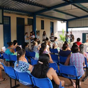 Janeiro Branco é tema abordado na reunião mensal do CRAS, no PSF e em programa de rádio Janeiro Branco é tema abordado na reunião mensal do CRAS, no PSF e em programa de rádio