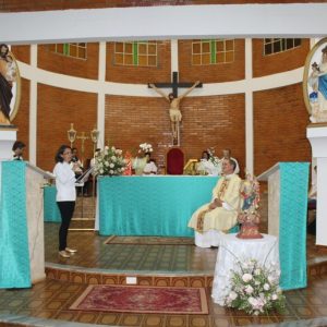 Missa de despedida dos 15 anos de atuação do Padre Fernando na Paróquia Nossa Senhora das Vitórias (28) Missa de despedida dos 15 anos de atuação do Padre Fernando na Paróquia Nossa Senhora das Vitórias (28)