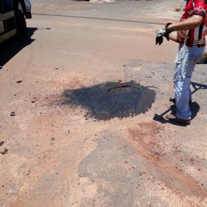 Prefeitura de Santa Vitória intensifica Operação Tapa-buracos (19) Prefeitura de Santa Vitória intensifica Operação Tapa-buracos (19)