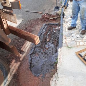 Prefeitura de Santa Vitória intensifica Operação Tapa-buracos (26) Prefeitura de Santa Vitória intensifica Operação Tapa-buracos (26)