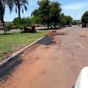 Prefeitura de Santa Vitória intensifica Operação Tapa-buracos (4) Prefeitura de Santa Vitória intensifica Operação Tapa-buracos (4)