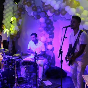 Santa Vitória comemora a chegada do Ano Novo com grande festa de Réveillon (46) Santa Vitória comemora a chegada do Ano Novo com grande festa de Réveillon (46)