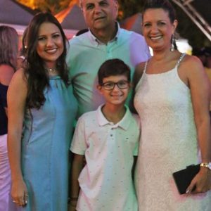 Santa Vitória comemora a chegada do Ano Novo com grande festa de Réveillon (5) Santa Vitória comemora a chegada do Ano Novo com grande festa de Réveillon (5)