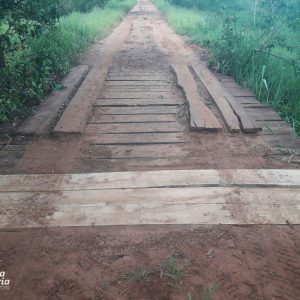 Ponte recuperada região do Bora Produtor rural Basílio Ponte recuperada região do Bora Produtor rural Basílio
