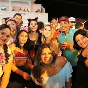 Banda PaQua anima os foliões na segunda noite do Carnaval Santa Vitória 2018 (102) Banda PaQua anima os foliões na segunda noite do Carnaval Santa Vitória 2018 (102)