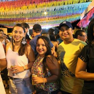 Banda PaQua anima os foliões na segunda noite do Carnaval Santa Vitória 2018 (108) Banda PaQua anima os foliões na segunda noite do Carnaval Santa Vitória 2018 (108)
