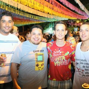 Banda PaQua anima os foliões na segunda noite do Carnaval Santa Vitória 2018 (110) Banda PaQua anima os foliões na segunda noite do Carnaval Santa Vitória 2018 (110)