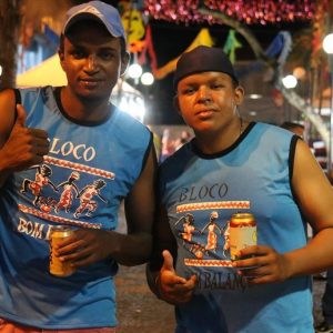 Banda PaQua anima os foliões na segunda noite do Carnaval Santa Vitória 2018 (12) Banda PaQua anima os foliões na segunda noite do Carnaval Santa Vitória 2018 (12)
