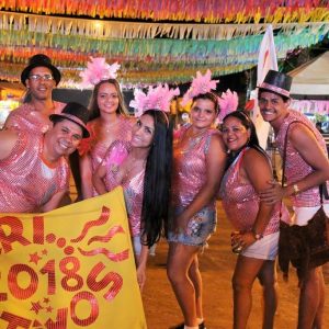Banda PaQua anima os foliões na segunda noite do Carnaval Santa Vitória 2018 (14) Banda PaQua anima os foliões na segunda noite do Carnaval Santa Vitória 2018 (14)