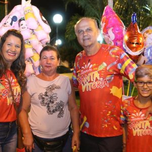 Banda PaQua anima os foliões na segunda noite do Carnaval Santa Vitória 2018 (53) Banda PaQua anima os foliões na segunda noite do Carnaval Santa Vitória 2018 (53)
