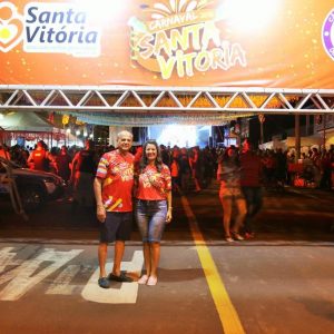 Banda PaQua anima os foliões na segunda noite do Carnaval Santa Vitória 2018 (58) Banda PaQua anima os foliões na segunda noite do Carnaval Santa Vitória 2018 (58)