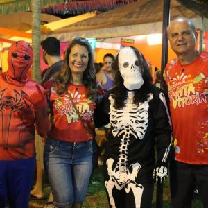 Banda PaQua anima os foliões na segunda noite do Carnaval Santa Vitória 2018 (62) Banda PaQua anima os foliões na segunda noite do Carnaval Santa Vitória 2018 (62)