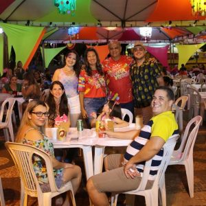 Banda PaQua anima os foliões na segunda noite do Carnaval Santa Vitória 2018 (64) Banda PaQua anima os foliões na segunda noite do Carnaval Santa Vitória 2018 (64)