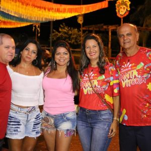 Banda PaQua anima os foliões na segunda noite do Carnaval Santa Vitória 2018 (65) Banda PaQua anima os foliões na segunda noite do Carnaval Santa Vitória 2018 (65)