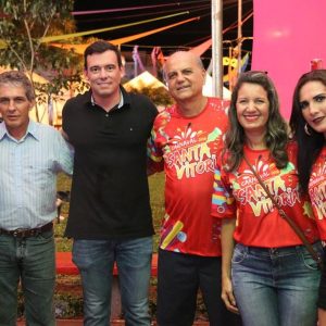 Banda PaQua anima os foliões na segunda noite do Carnaval Santa Vitória 2018 (74) Banda PaQua anima os foliões na segunda noite do Carnaval Santa Vitória 2018 (74)