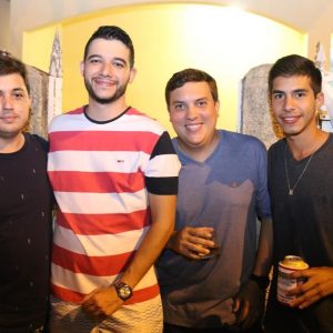 Banda PaQua anima os foliões na segunda noite do Carnaval Santa Vitória 2018 (79) Banda PaQua anima os foliões na segunda noite do Carnaval Santa Vitória 2018 (79)