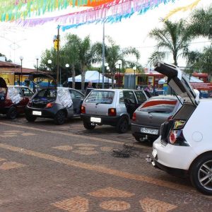 Banda PaQua anima os foliões na segunda noite do Carnaval Santa Vitória 2018 (8) Banda PaQua anima os foliões na segunda noite do Carnaval Santa Vitória 2018 (8)