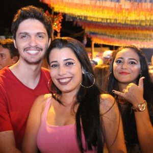 Banda PaQua anima os foliões na segunda noite do Carnaval Santa Vitória 2018 (82) Banda PaQua anima os foliões na segunda noite do Carnaval Santa Vitória 2018 (82)