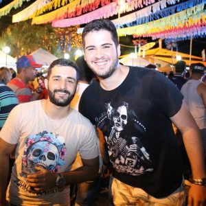 Banda PaQua anima os foliões na segunda noite do Carnaval Santa Vitória 2018 (92) Banda PaQua anima os foliões na segunda noite do Carnaval Santa Vitória 2018 (92)