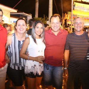 Banda PaQua anima os foliões na segunda noite do Carnaval Santa Vitória 2018 (93) Banda PaQua anima os foliões na segunda noite do Carnaval Santa Vitória 2018 (93)