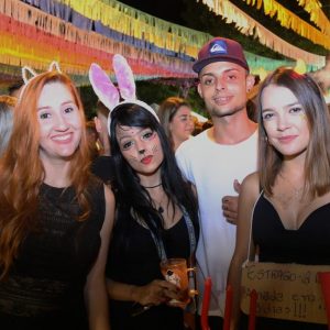 Banda PaQua anima os foliões na segunda noite do Carnaval Santa Vitória 2018 (94) Banda PaQua anima os foliões na segunda noite do Carnaval Santa Vitória 2018 (94)