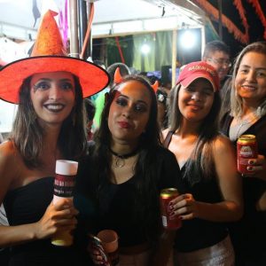 Banda PaQua anima os foliões na segunda noite do Carnaval Santa Vitória 2018 (97) Banda PaQua anima os foliões na segunda noite do Carnaval Santa Vitória 2018 (97)