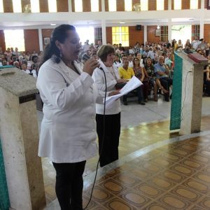 Celebrações, nas igrejas, acolhem novos párocos e reforçam compromisso com a comunidade católica de Santa Vitória (61) Celebrações, nas igrejas, acolhem novos párocos e reforçam compromisso com a comunidade católica de Santa Vitória (61)